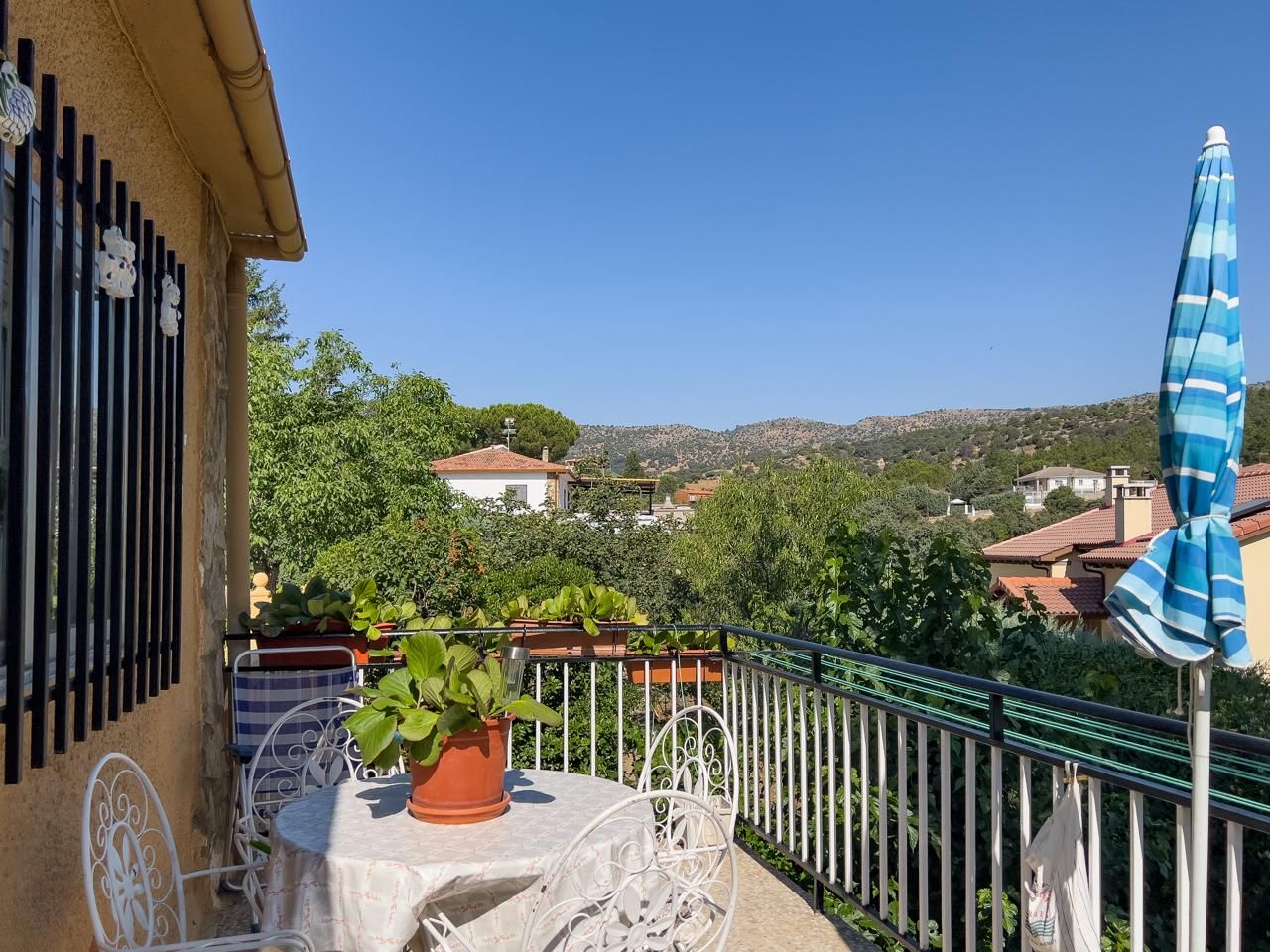 Terrassa de Casa o xalet en venda en Santa Cruz de Pinares amb Terrassa i Traster