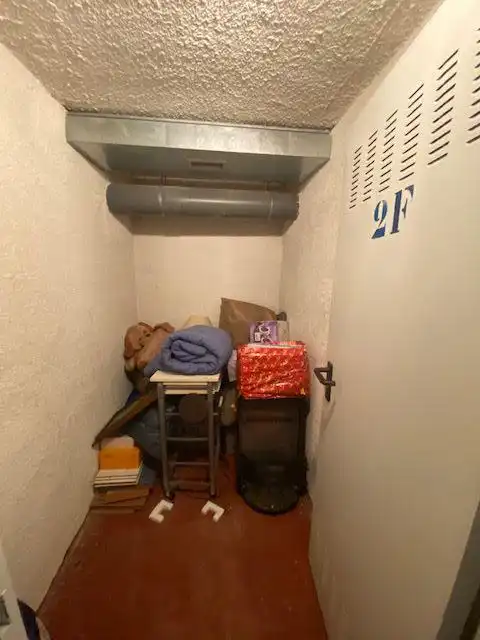 Piso en venta en Oviedo  con Calefacción y Trastero