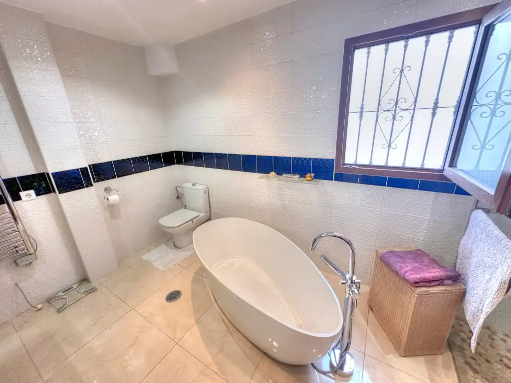 Casa rustica con piscina in vendita a Iznate, imagen 15