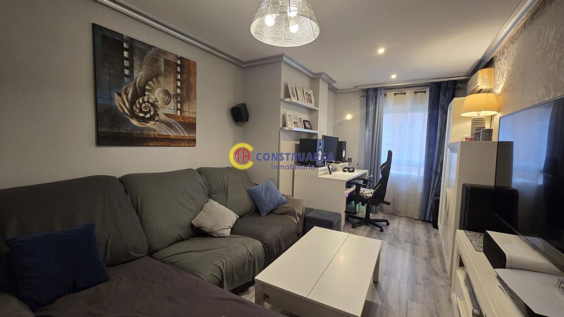 Living room of Flat for sale in Talavera de la Reina  with Air Conditioner and Terrace