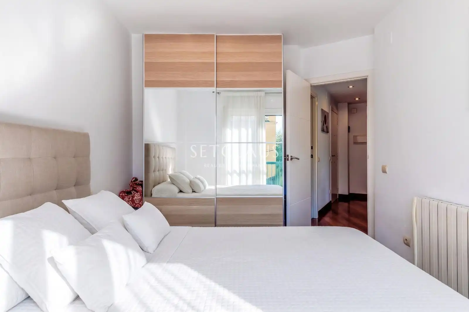 Bedroom of Flat for sale in Alella  with Air Conditioner, Heating and Terrace
