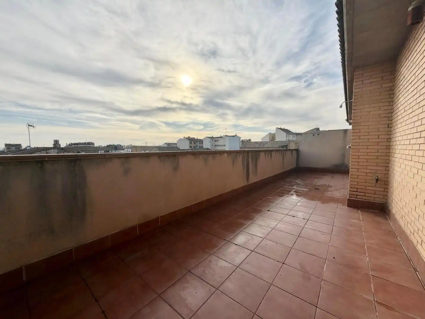 Terraza de Piso en venta en Villanueva de Gállego con Terraza, Trastero y Amueblado