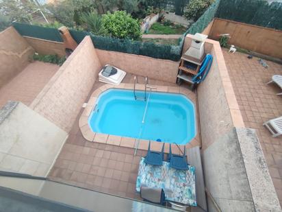 Schwimmbecken von Einfamilien-Reihenhaus zum verkauf in Palamós mit Klimaanlage, Terrasse und Schwimmbad