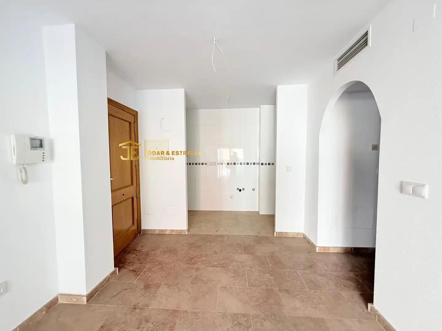 Apartamento en venta en Lorca con Terraza, Balcón y Piscina comunitaria
