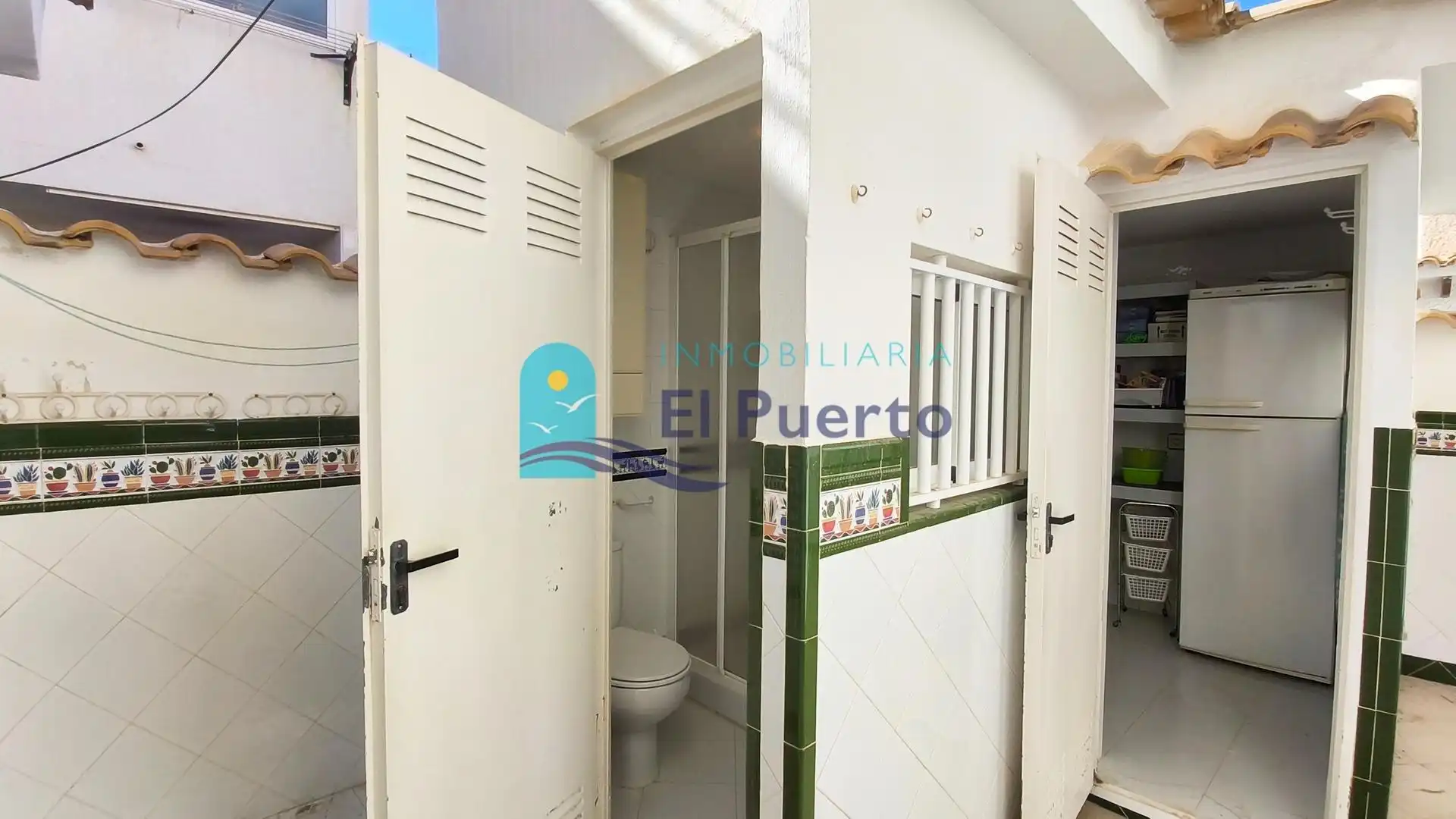 Bathroom of Flat for sale in Puerto de Mazarrón