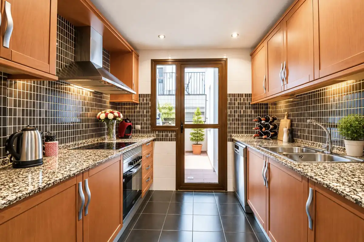 Ground floor with pool for sale in Selwo, imagen 6