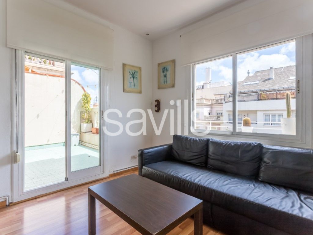 Living room of Attic for sale in  Barcelona Capital  with Terrace