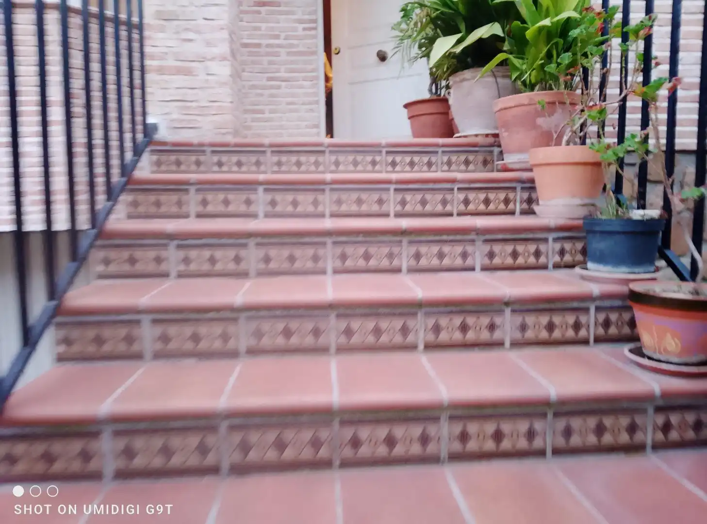 Vista exterior de Casa adosada en venta en Yuncos con Calefacción, Jardín privado y Terraza