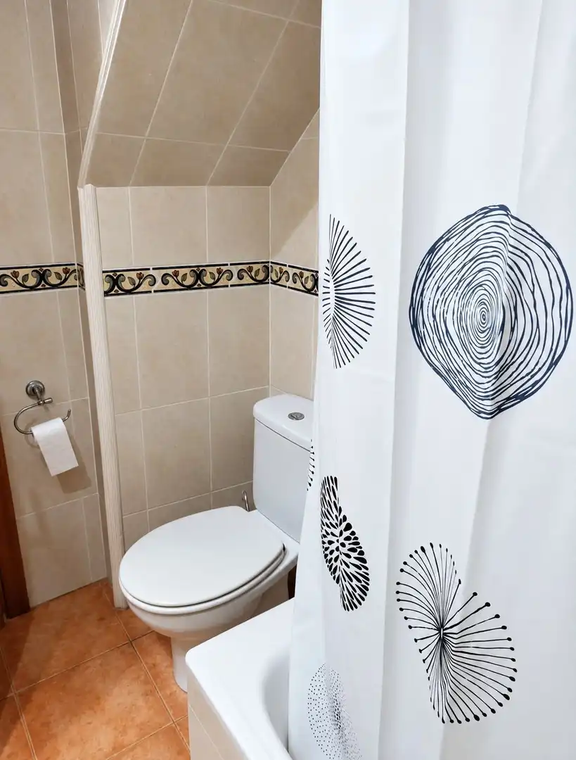 Bathroom of Houses for sale in Pedralba, Valencia