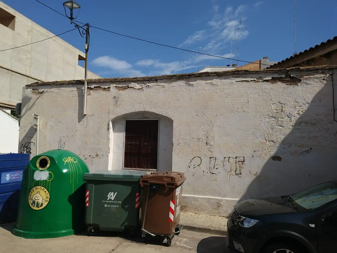 Außenansicht von Residential zum Verkauf in Xirivella