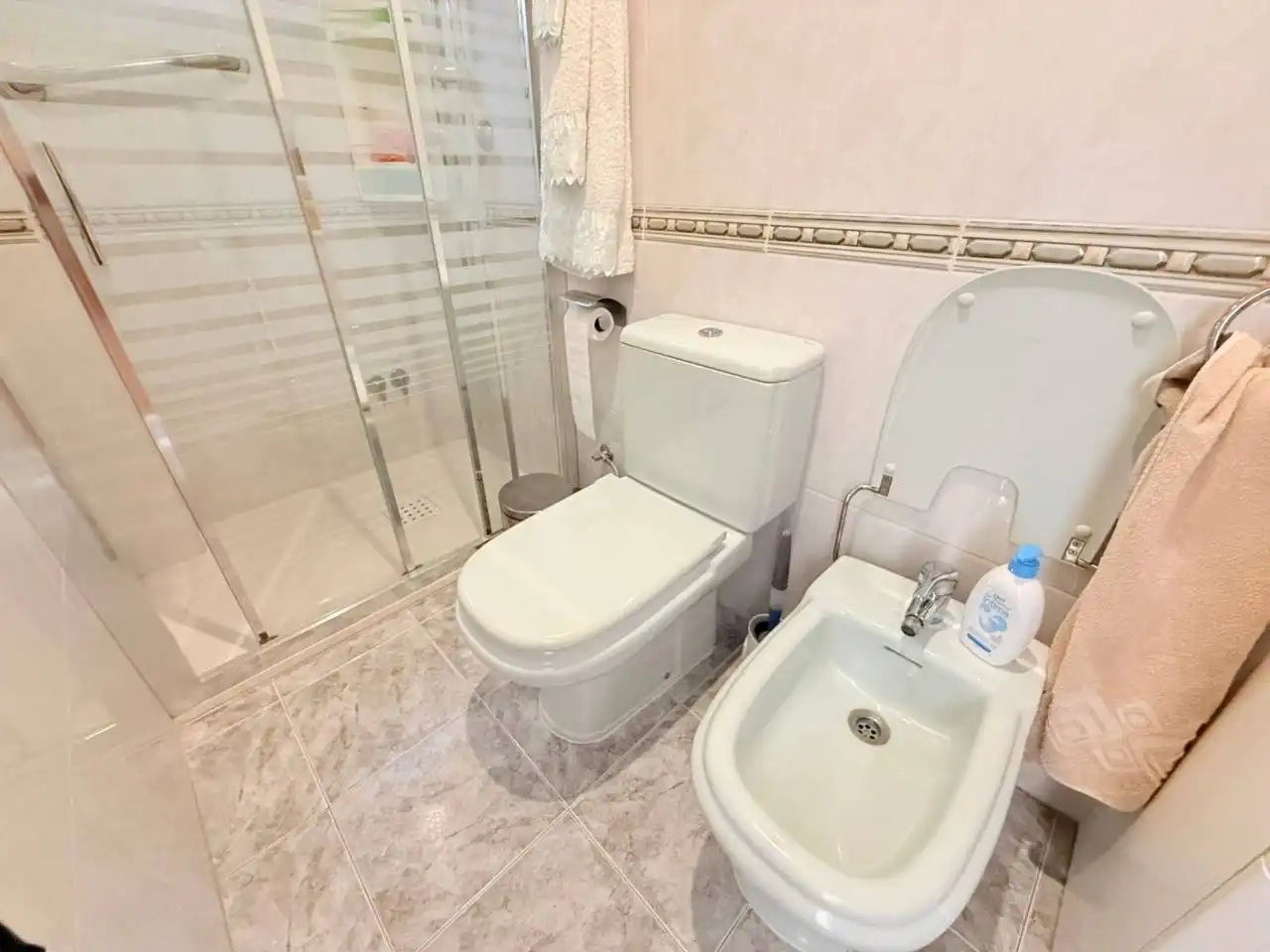 Bany de Casa o xalet en venda en Riells i Viabrea amb Aire condicionat, Calefacció i Jardí privat