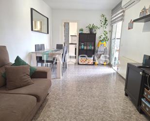 Living room of Flat for sale in Santa Coloma de Gramenet  with Heating and Balcony