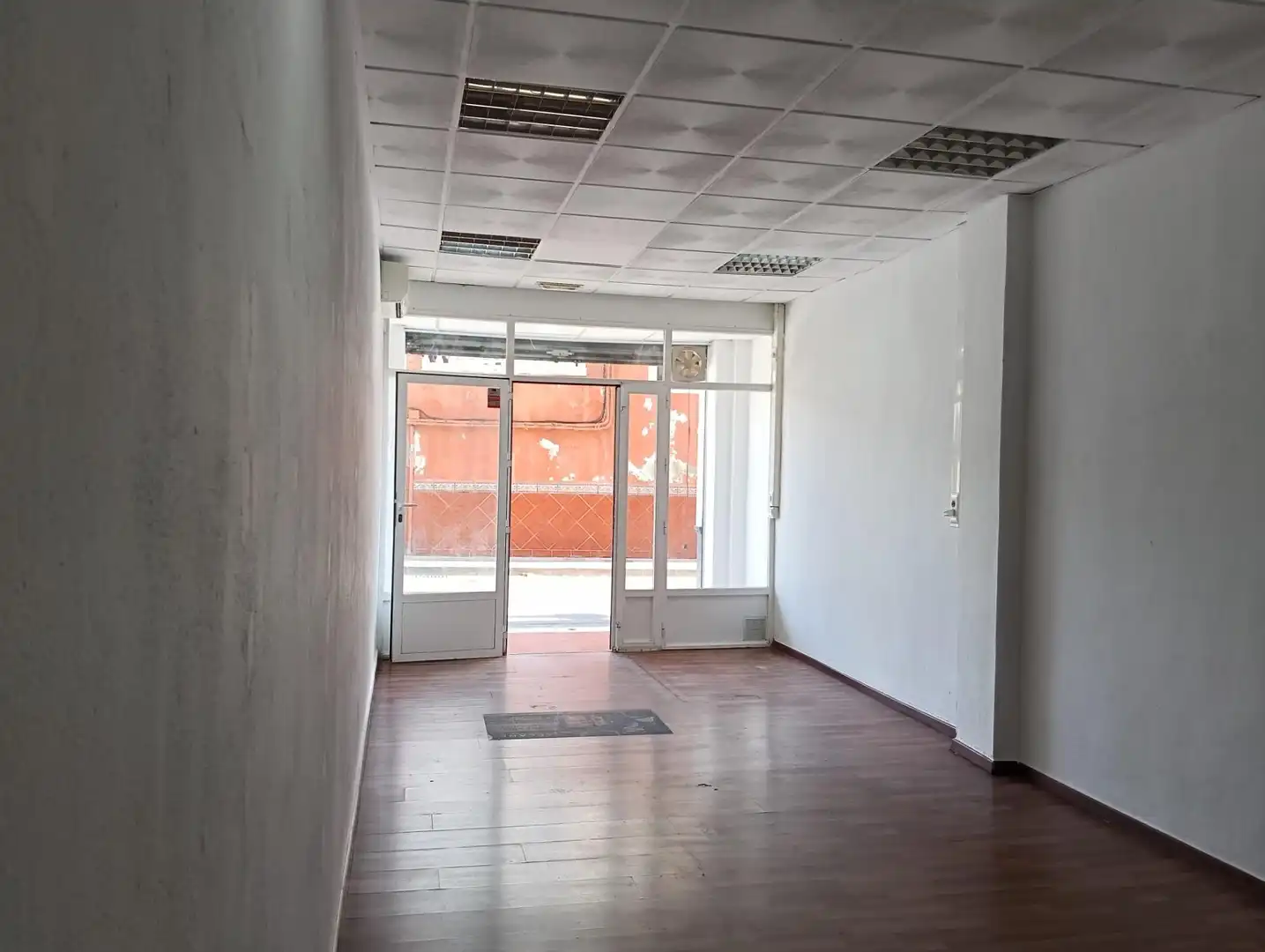 Gewerbefläche zur Miete in Calle de Calderón, imagen 2