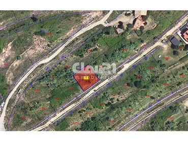 Terreno residenziale in vendita a Berga