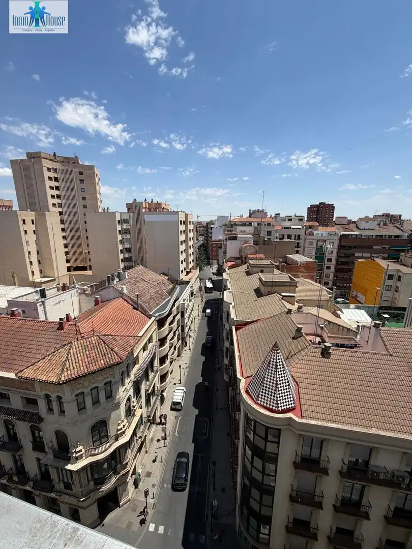 Exterior view of Attic for rent in Albacete  with Air Conditioner, Heating and Parquet flooring