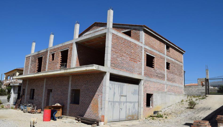 Foto 1 de Finca rústica en venda a Alcaucín, Málaga