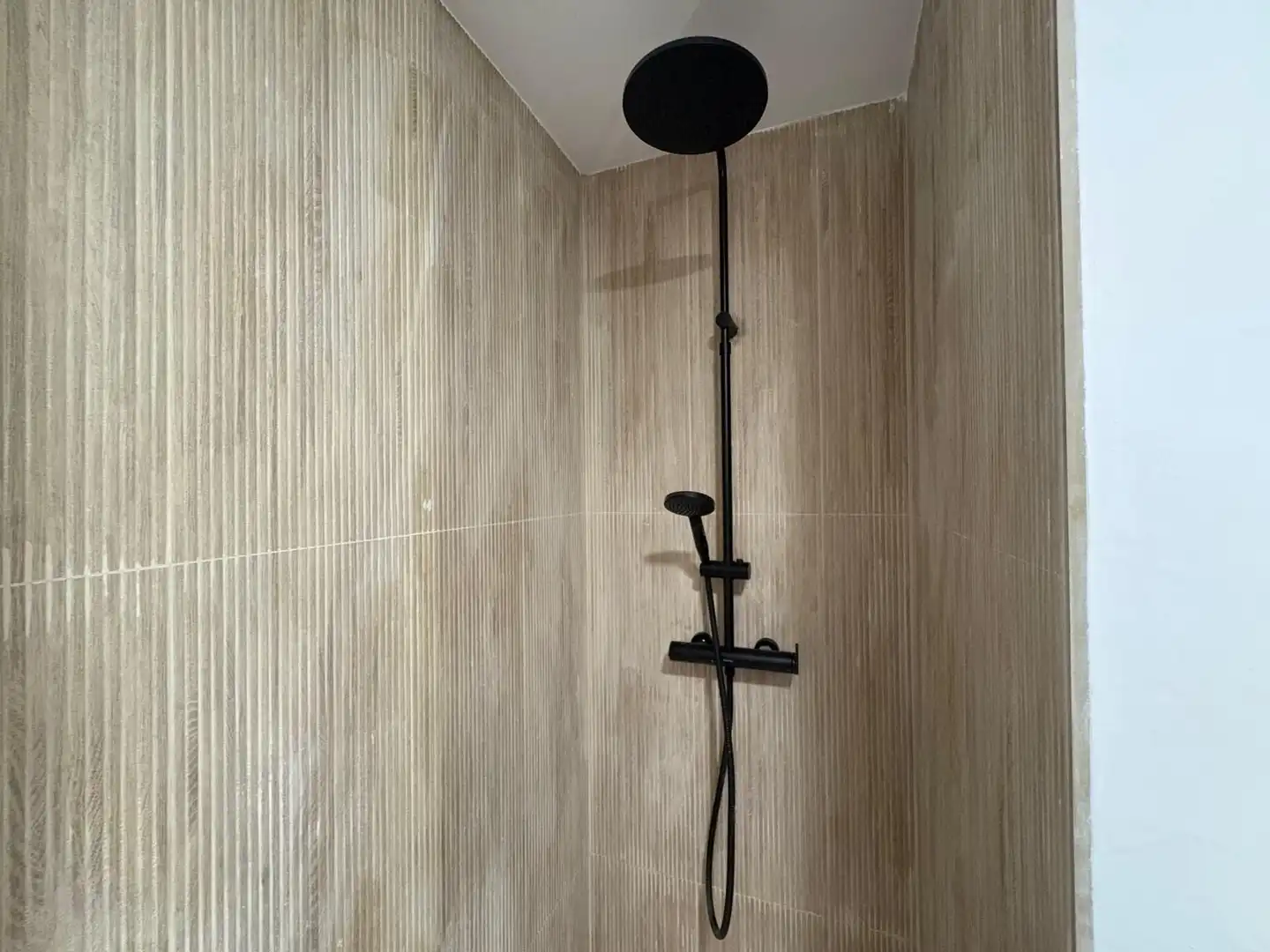 Badezimmer von Wohnung zum Verkauf in Alcoy / Alcoi mit Abstellraum