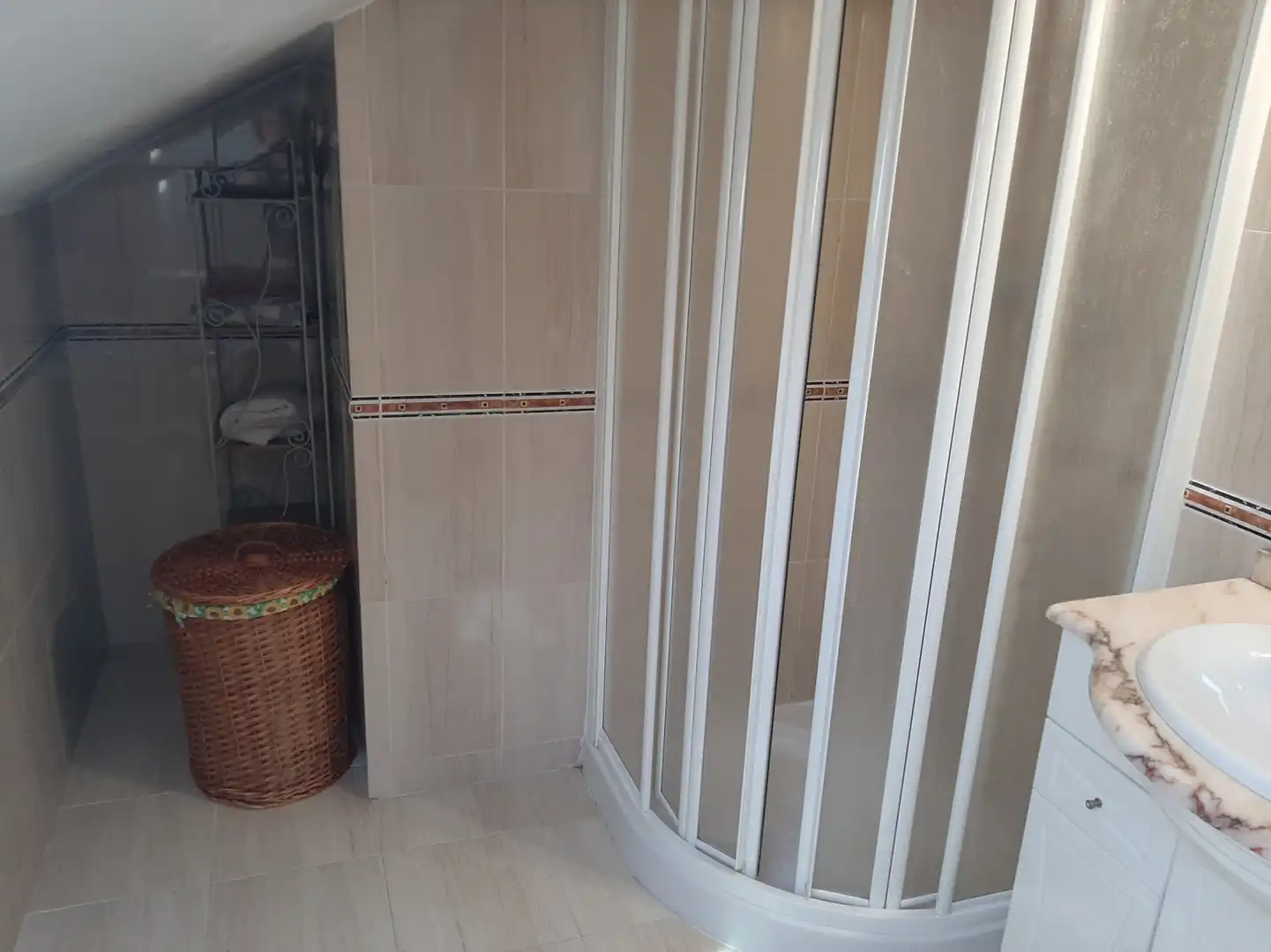 Bany de Pis de lloguer en Alcalá de Henares amb Aire condicionat, Calefacció i Parquet