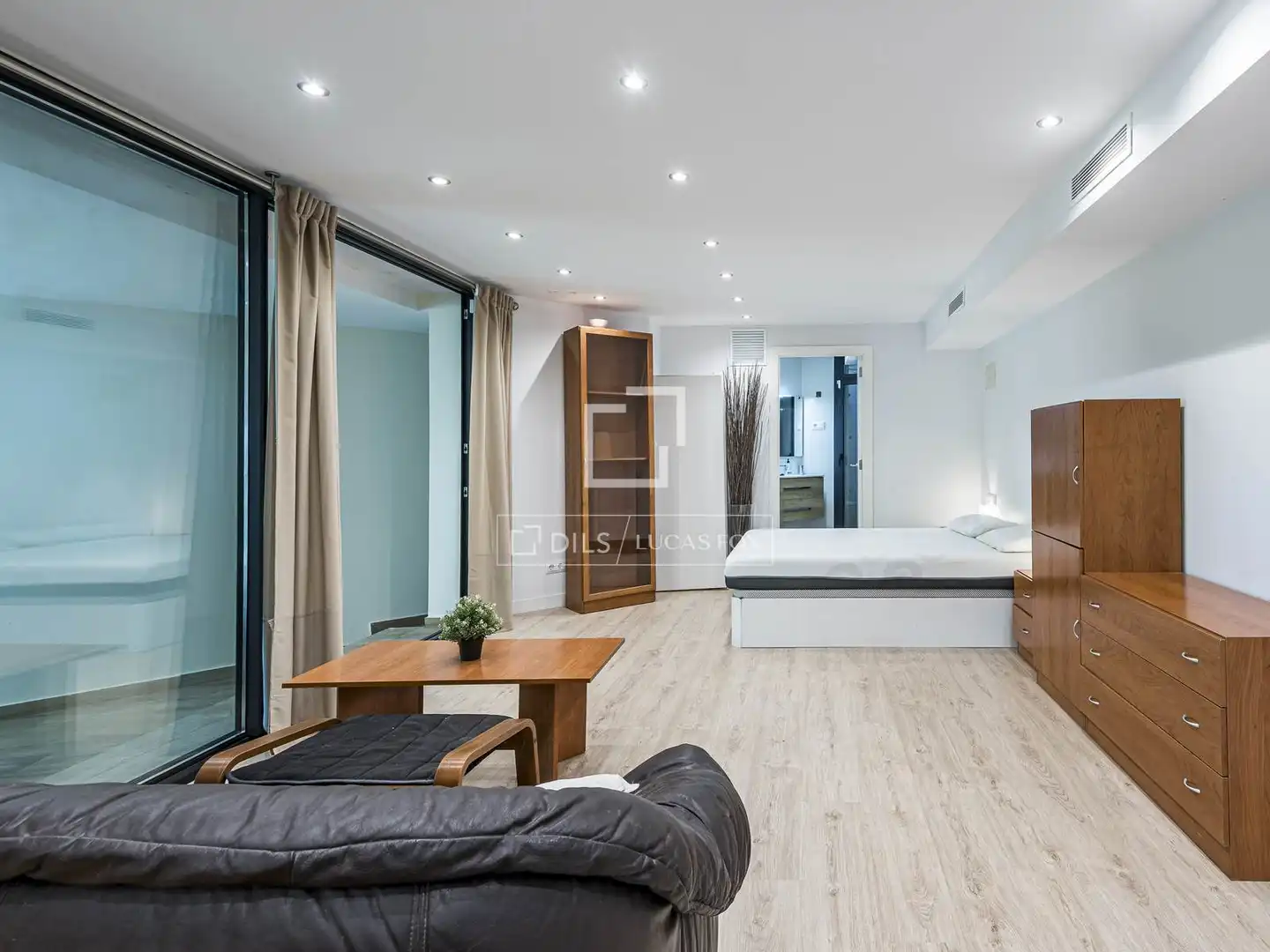 Habitación de Piso de alquiler en Sant Cugat del Vallès con Aire acondicionado, Jardín privado y Terraza