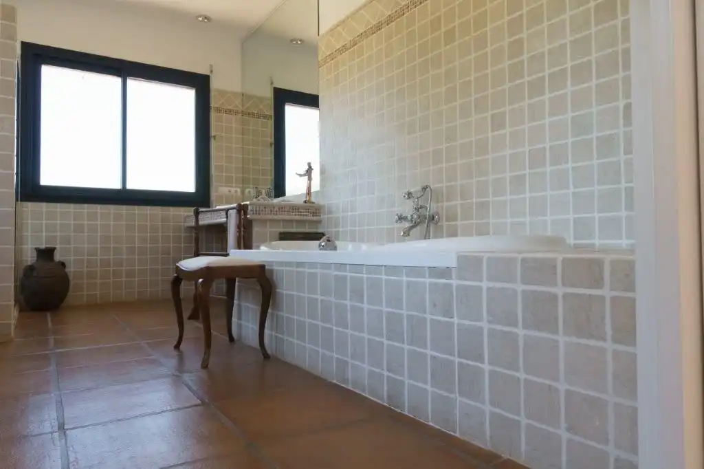Baño de Casa o chalet en venta en Santiago-Pontones con Aire acondicionado, Jardín privado y Terraza