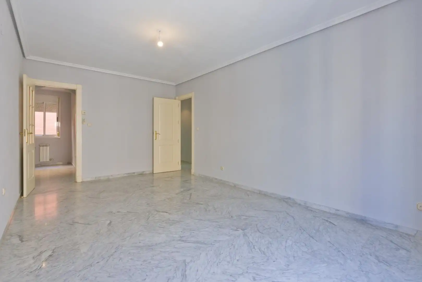 Flat for rent in Calle AFAN DE RIBERA, Fígares