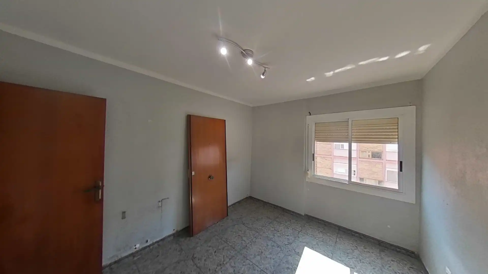 Schlafzimmer von Wohnungen zum Verkauf in Badalona