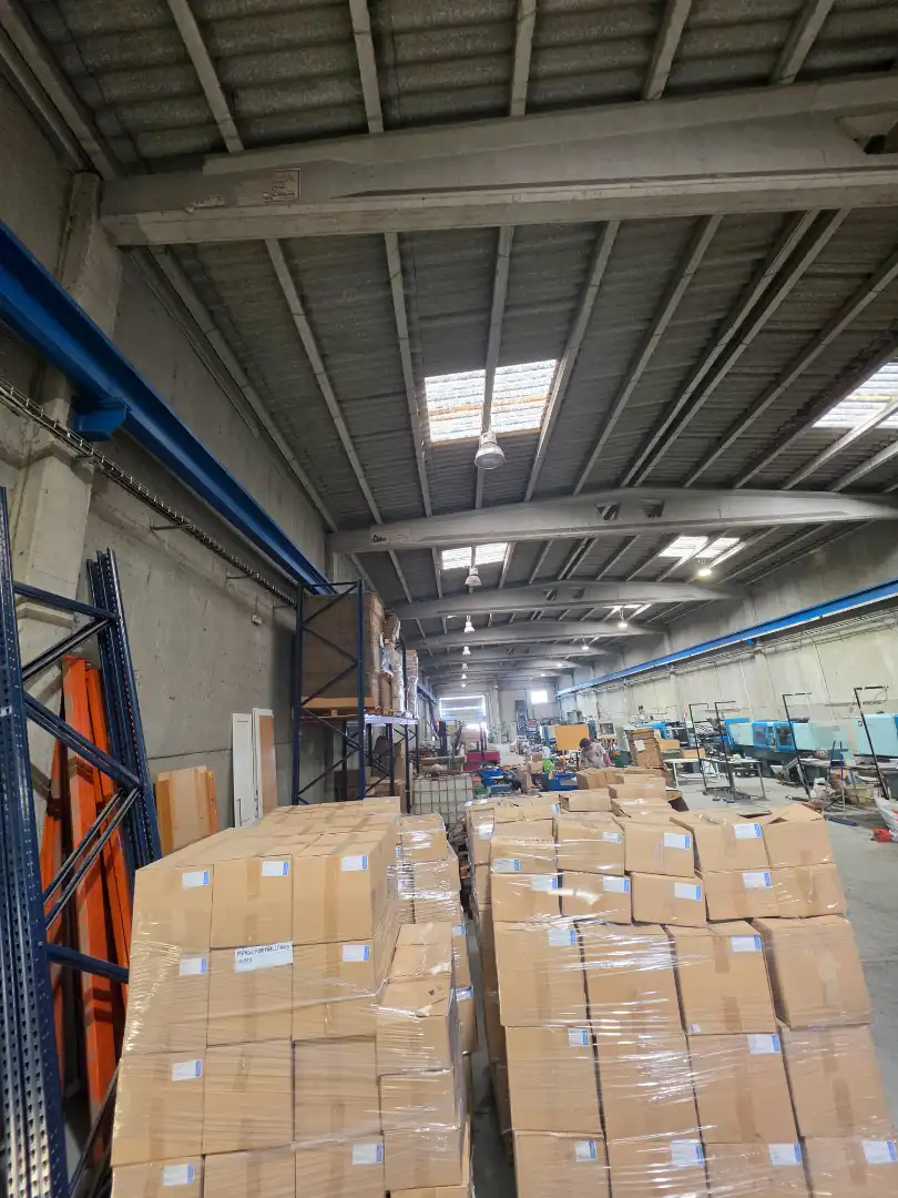 Industriegebäude zur Miete in Carrer Besòs, imagen 5
