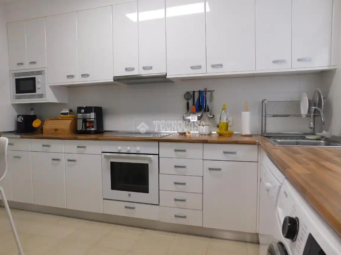 Cocina de Casa adosada en venta en Zaragoza con Piscina comunitaria