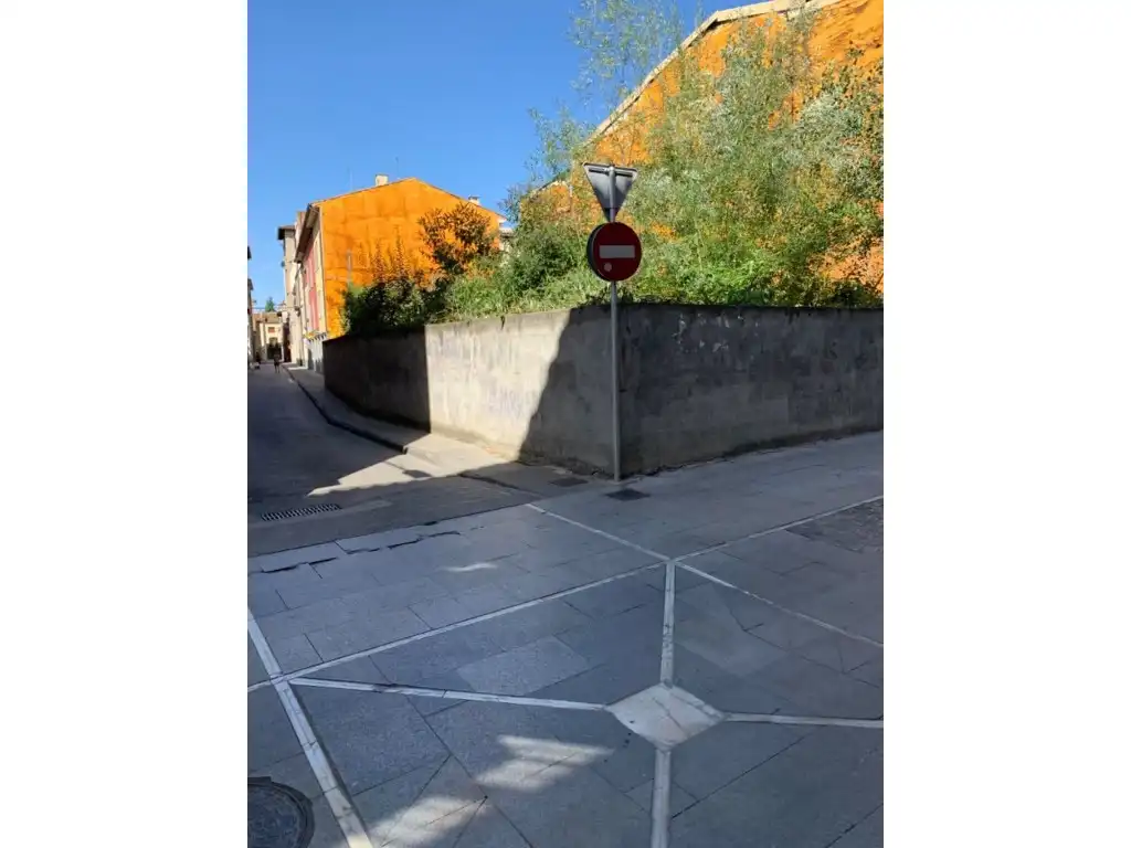 Wohnbaugrundstück zum Verkauf in Manlleu, imagen 2