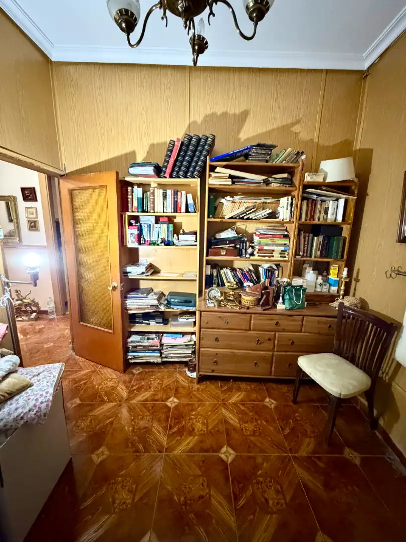 Bedroom of Flat for sale in Toledo  with Heating and Furnished