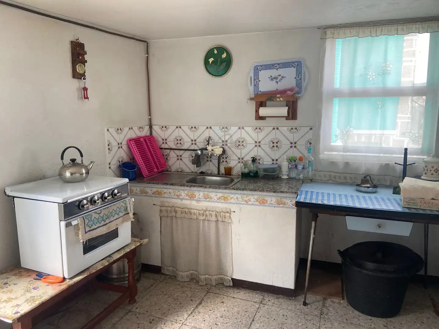 Cuina de Casa o xalet en venda en Ferrol amb Jardí privat