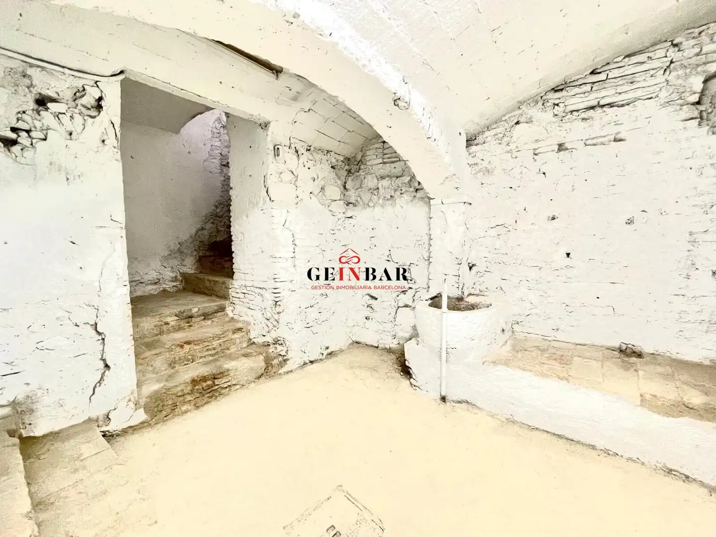 Planta baja en venta en Barcelona con Trastero y Alarma