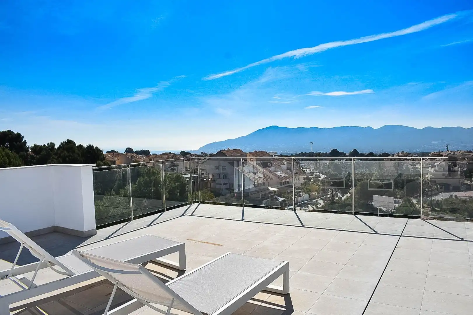 Chalet con piscina en venta en Coloma, imagen 3