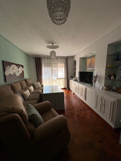 Sala d'estar de Pis en venda en Algeciras amb Aire condicionat, Terrassa i Moblat