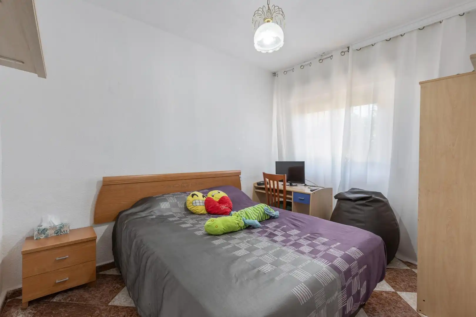 Dormitori de Casa o xalet en venda en La Zubia amb Terrassa