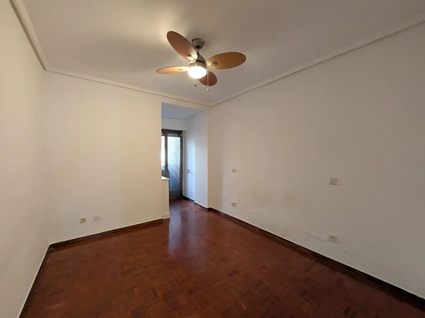 Bedroom of Flat for rent in Chamberí