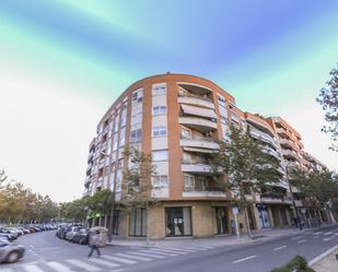 Vista exterior de Pis en venda en Reus