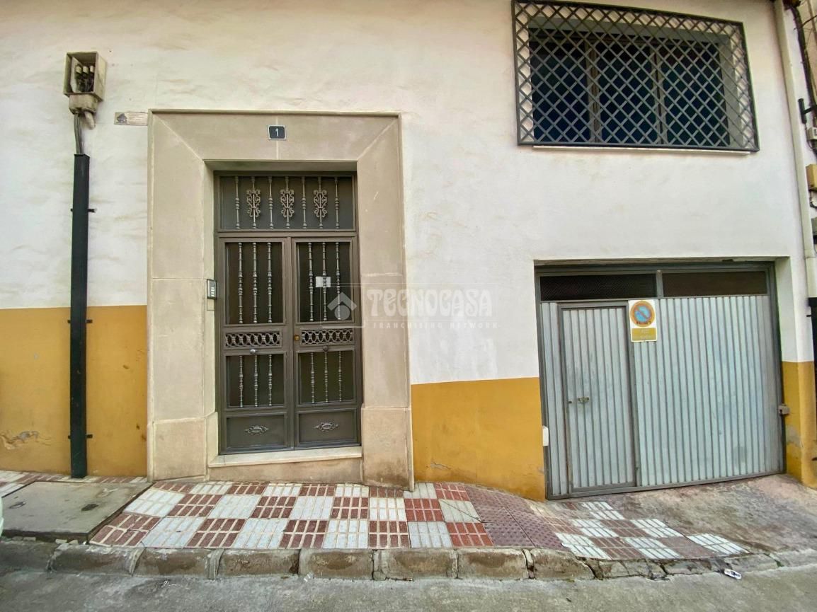 Exterior view of Flat for sale in Villacarrillo  with Air Conditioner and Balcony