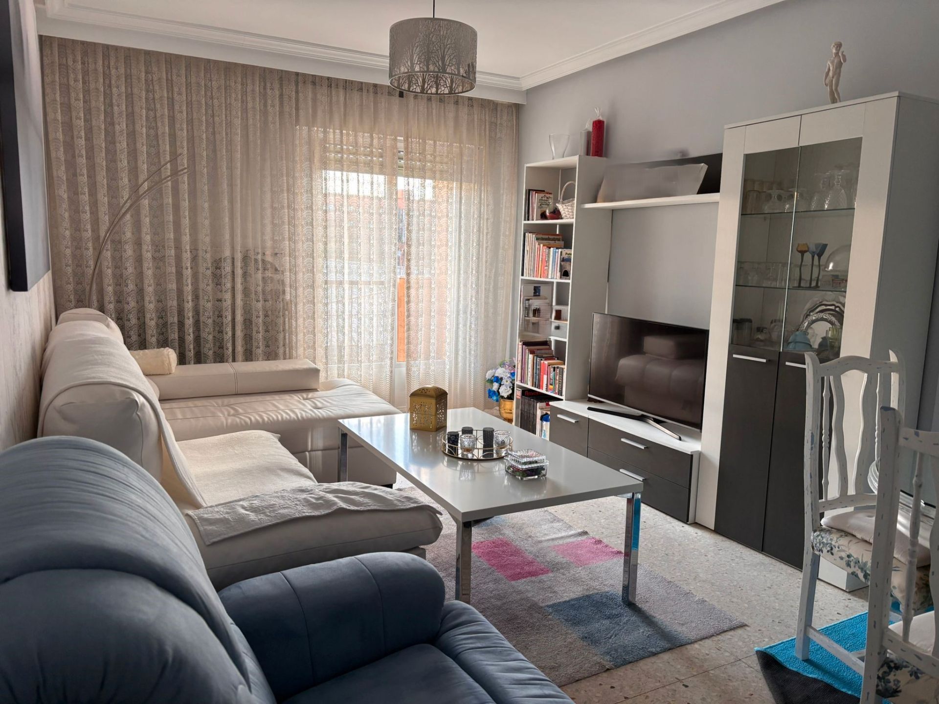 Living room of Flat for sale in Salamanca Capital  with Heating, Storage room and Balcony