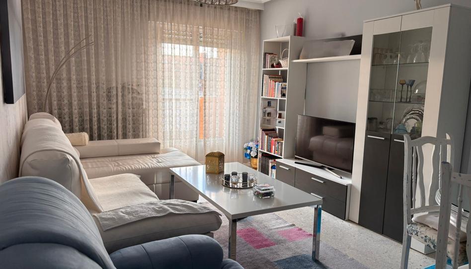 Photo 1 of Flat for sale in Calle de Fuenteguinaldo, 17, Rollo - Puente Ladrillo, Salamanca