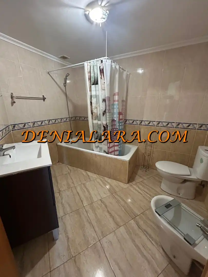Baño de Planta baja de alquiler en Ondara