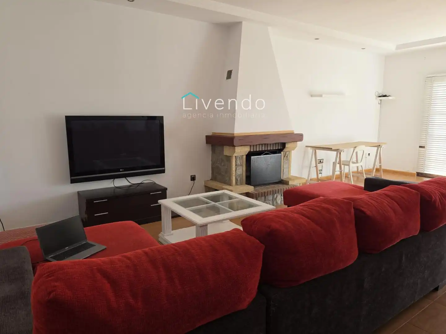 Sala d'estar de Casa o xalet en venda en Chiclana de la Frontera amb Aire condicionat, Terrassa i Traster