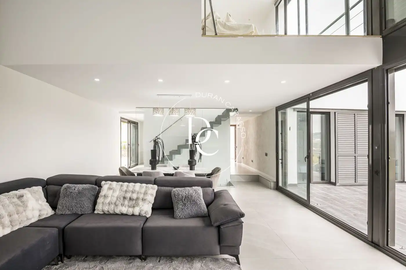 Sala de estar de Casa o chalet en venta en Canyelles con Aire acondicionado, Calefacción y Jardín privado