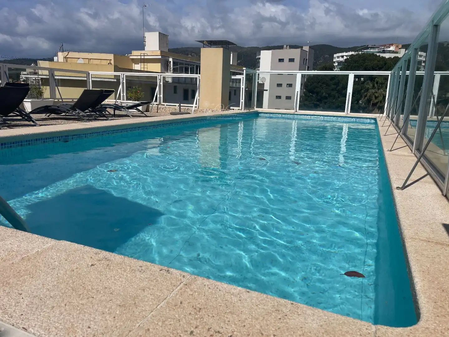 Piscina de Àtic de lloguer en  Palma de Mallorca amb Aire condicionat, Calefacció i Terrassa