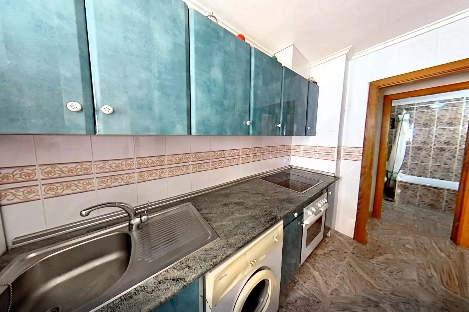 Apartamento con terraza en venta en Avenida Av. de Pinoso 12, imagen 10