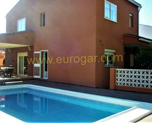 Piscina de Casa o xalet en venda en Chiva amb Terrassa, Traster i Piscina