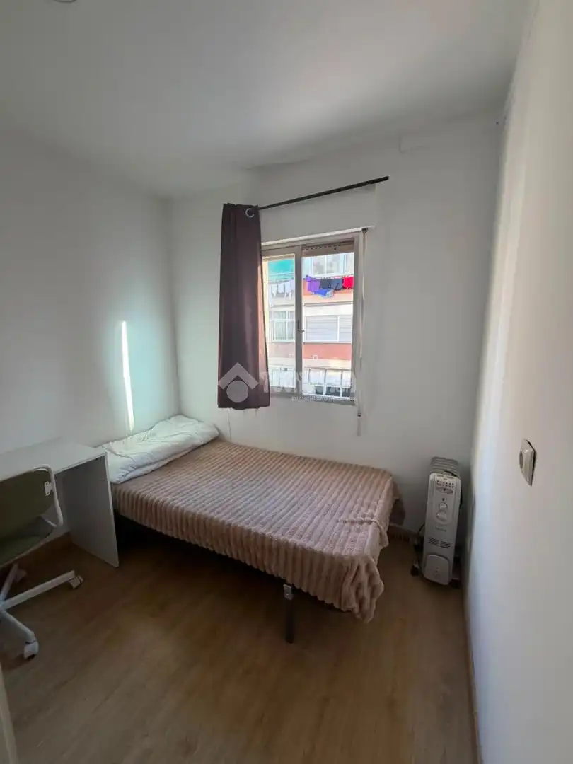Bedroom of Flat for sale in Getafe  with Air Conditioner, Terrace and Furnished
