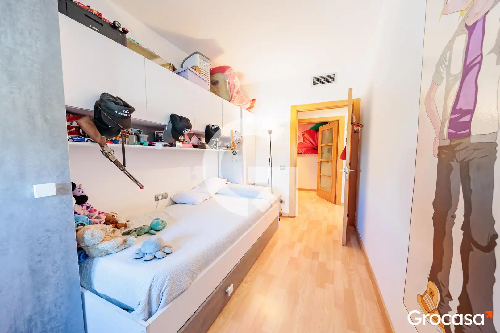 Habitación de Piso en venta en Terrassa con Aire acondicionado, Calefacción y Terraza
