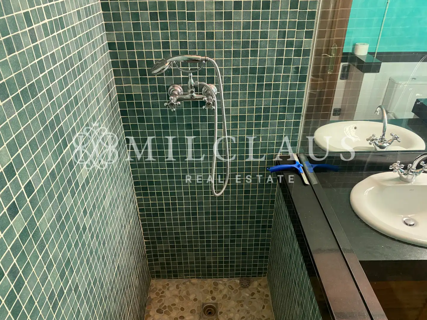 Bany de Casa o xalet de lloguer en Talamanca amb Calefacció, Parquet i Forn