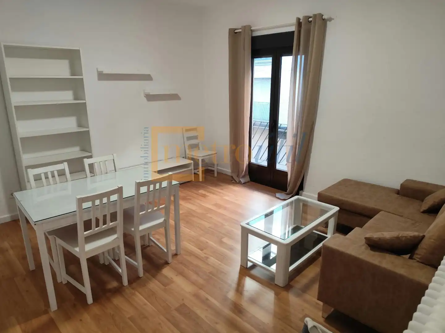 Wohnung mit Terrasse zur Miete in Calle Gómez Arias, imagen 2